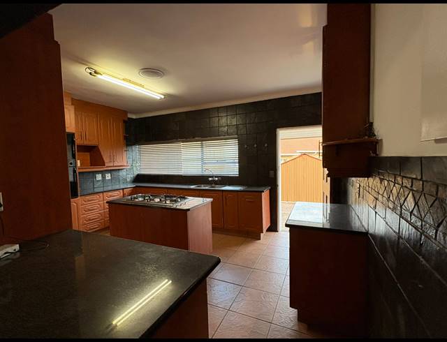 4 BEDROOM HOUSE FOR SALE IN DALPARK